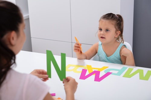 Children with ADHD, separation anxiety disorder, or social anxiety disorder experience back-to-school syndrome more severely and require more careful attention (photo = Clipart Korea).