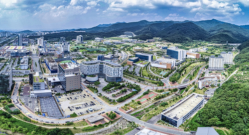 Medi-city Daegu Council is preparing for the post-COVID world based on the "high-tech medical complex," in which 130 companies have completed their entry now.